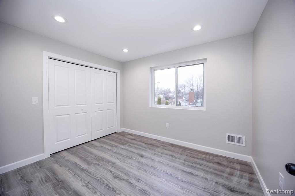 7519 Orchard Avenue, Dearborn, MI 48126 — Photo 42