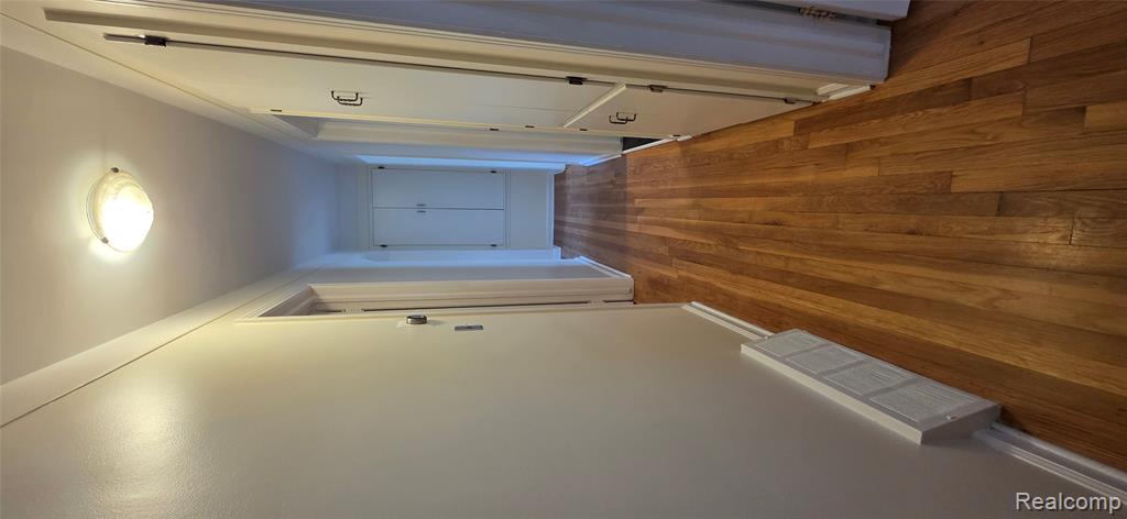 9623 Fairfield Street, Livonia, MI 48150 — Photo 14