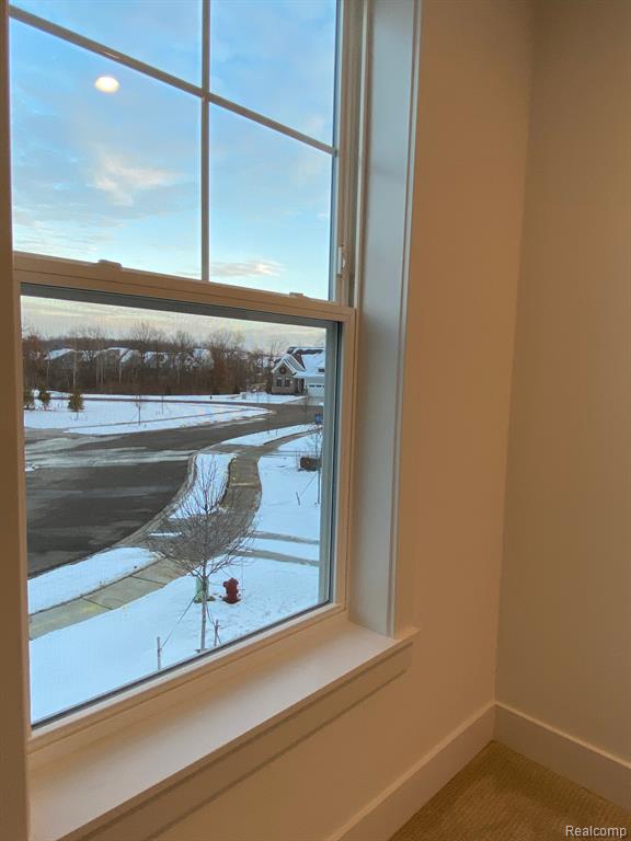 5564 HOBART, West Bloomfield, MI — Photo 36