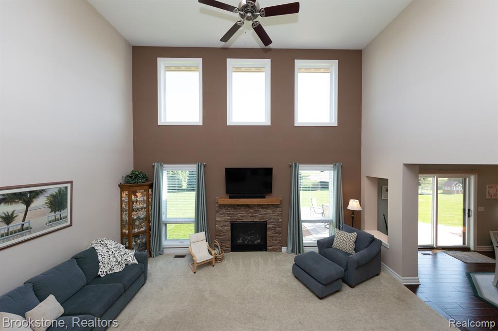 897 MOLDOVIA Drive, White Lake, MI — Photo 15