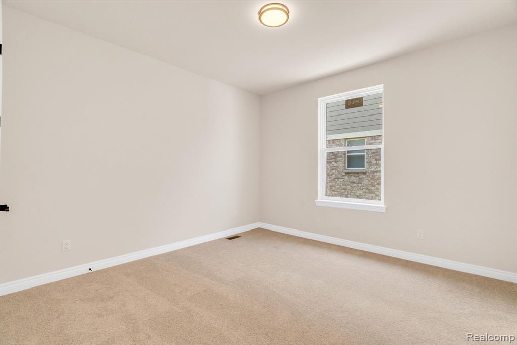 4118 Spring Meadows Drive, Sterling Heights, MI 48314 — Photo 32