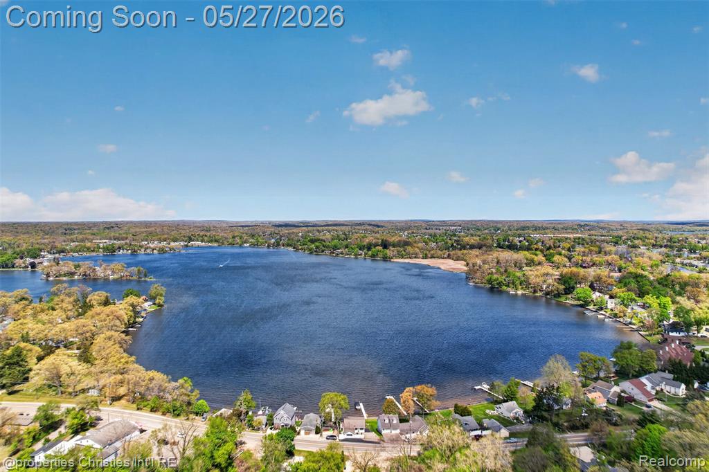 9696 Elizabeth Lake Road, White Lake, MI — Photo 5