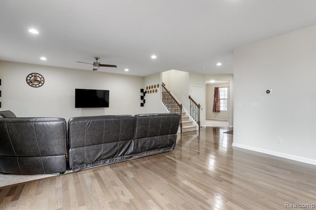 6117 BRANCH Drive, Canton, MI 48187 — Photo 11