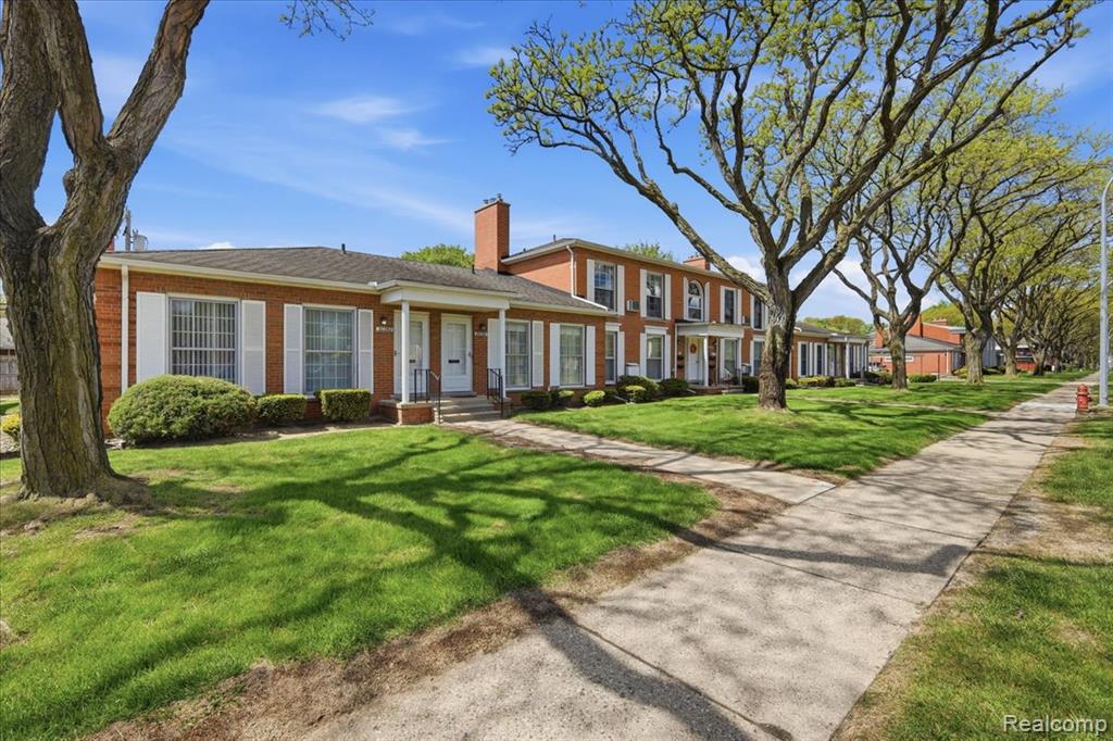 20290 Vernier Road, Harper Woods, MI 48225 — front exterior