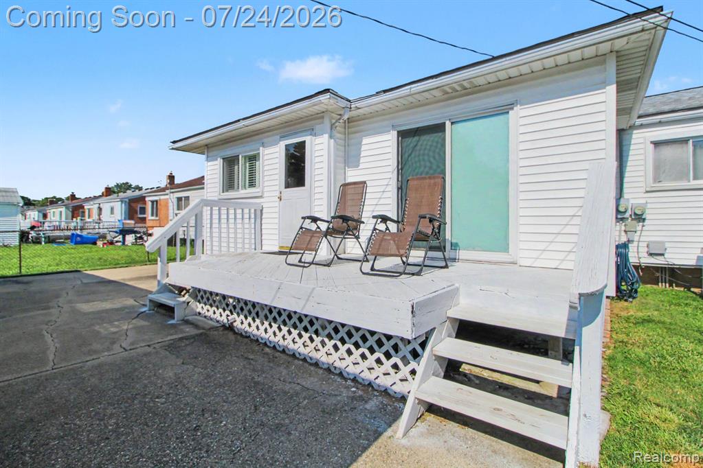 141 Gilman Street, Garden City, MI — Photo 10
