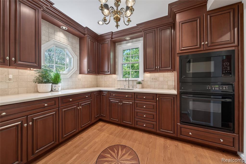 66 Oxford Road, Grosse Pointe, MI 48236 — Photo 17
