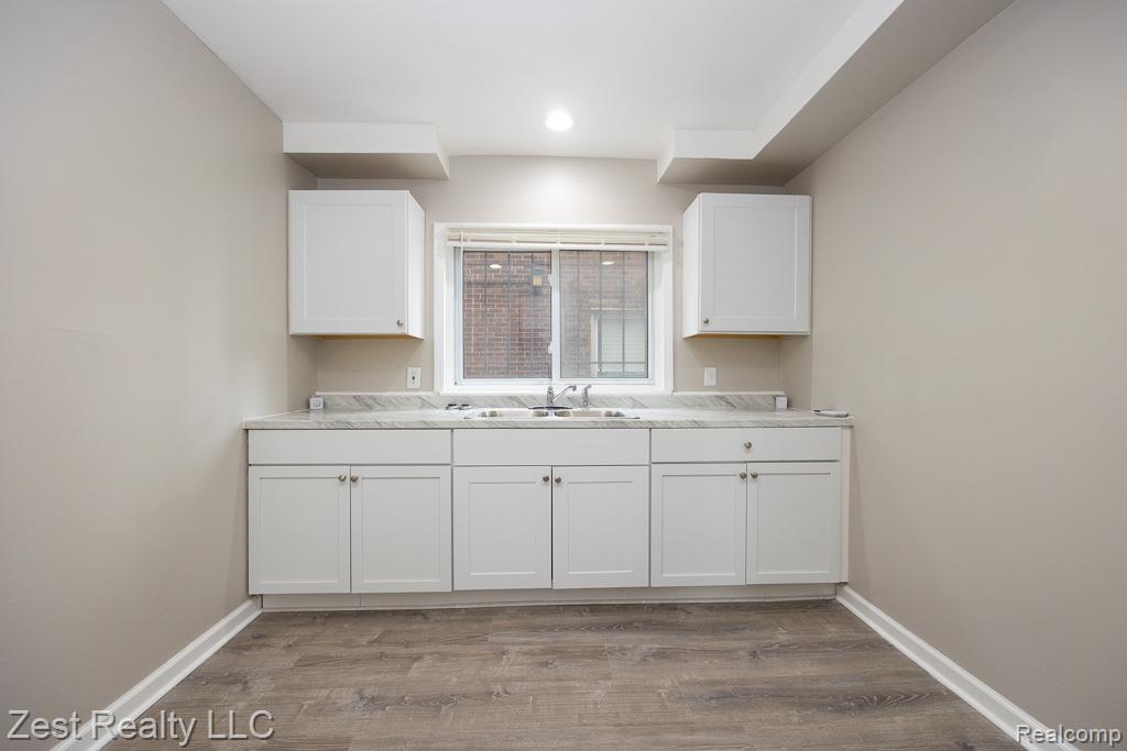 7601 Curtis Street, Detroit, MI 48221 — Photo 6