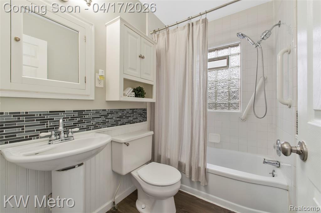 4289 Oakshire Avenue, Berkley, MI 48072 — Photo 12