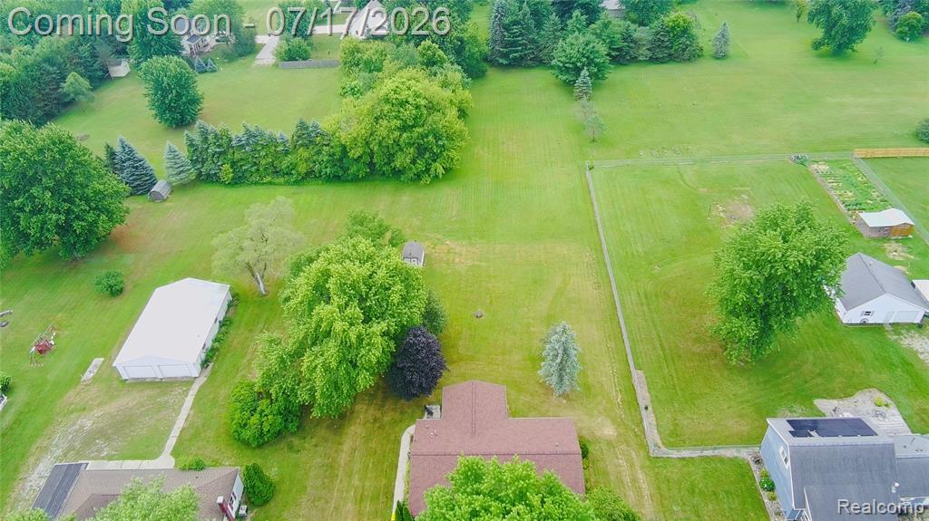 810 E Liberty Street, Chesaning, MI 48616 — Photo 25