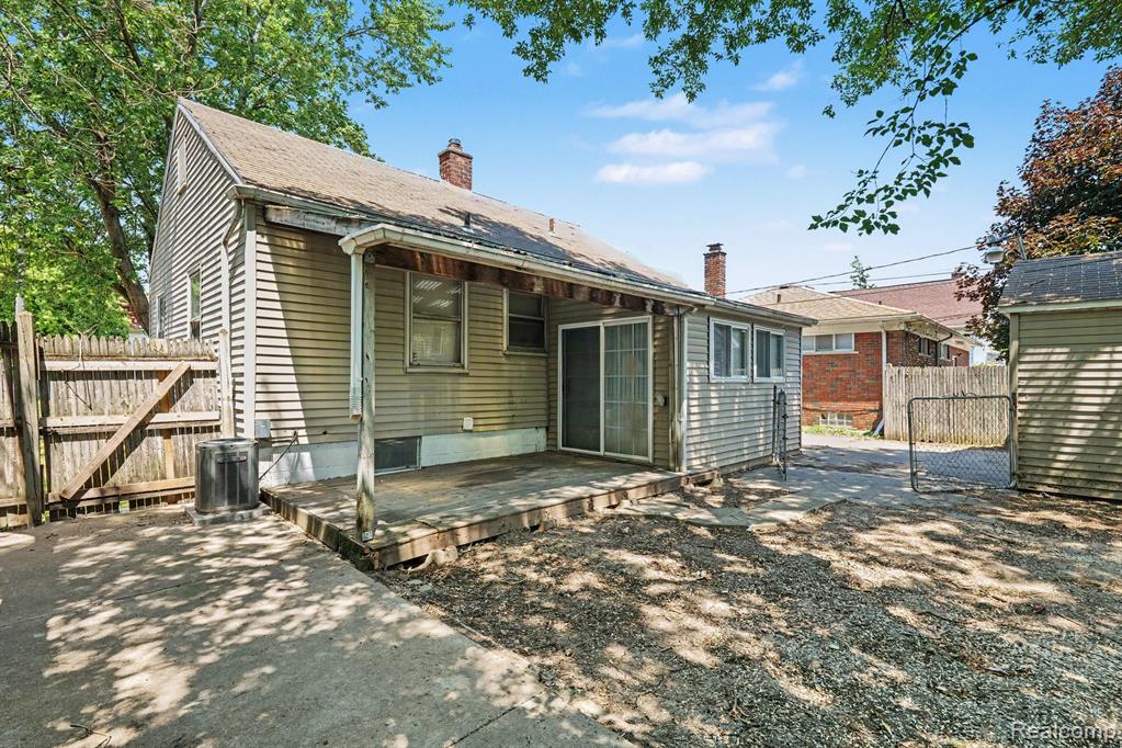7516 Fisher Avenue, Warren, MI 48091 — Photo 22