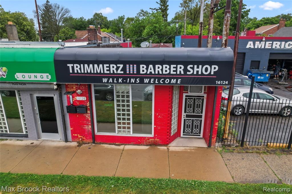 16124 W 7 Mile Road, Detroit, MI 48235