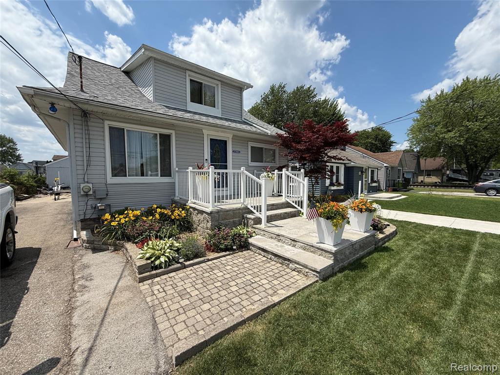 37805 Maplehill Street, Harrison Township, MI — Photo 2