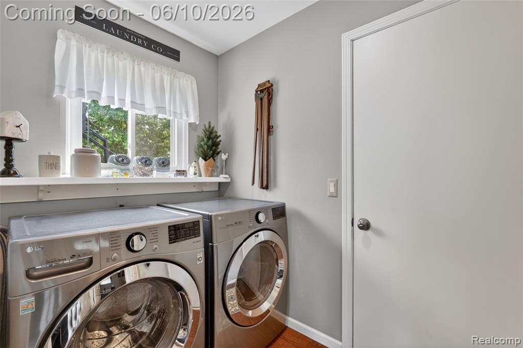 2004 Palmer Drive, Wixom, MI 48393 — Photo 13