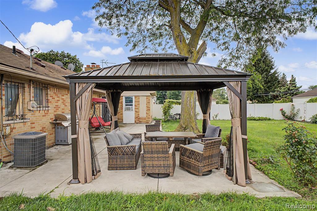 8650 Whitlock Avenue, Dearborn, MI 48126 — Photo 31