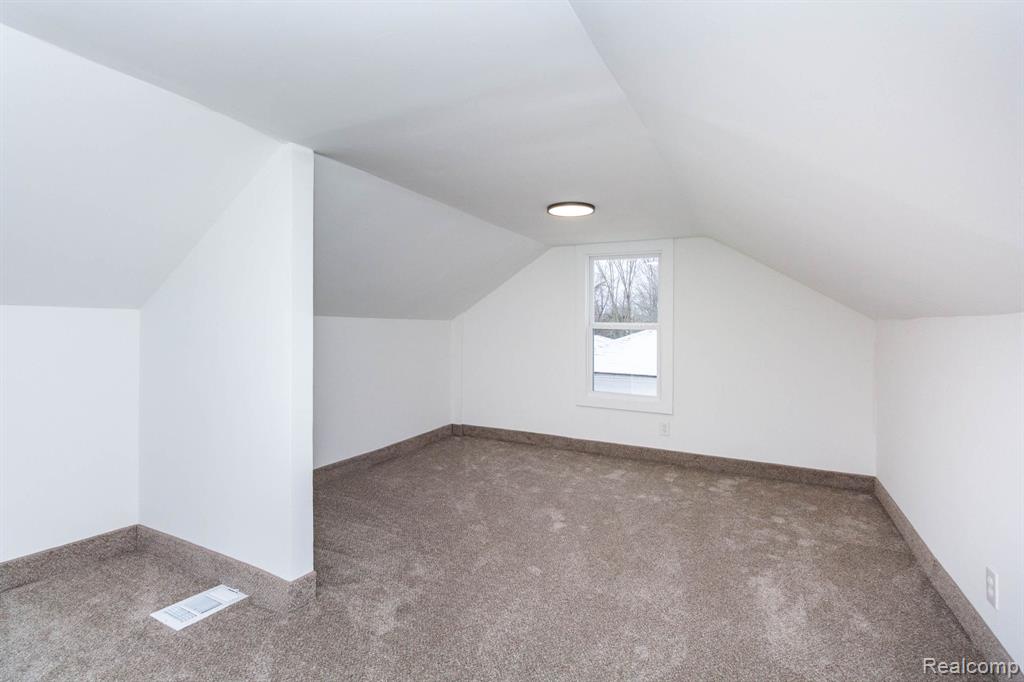 23824 Tuscany Avenue, Eastpointe, MI 48021 — Photo 16