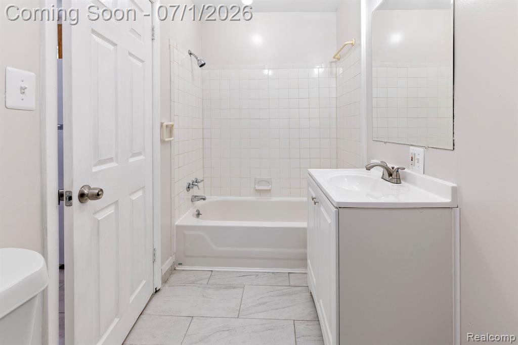 551 Nebraska Avenue, Pontiac, MI 48341 — Photo 13
