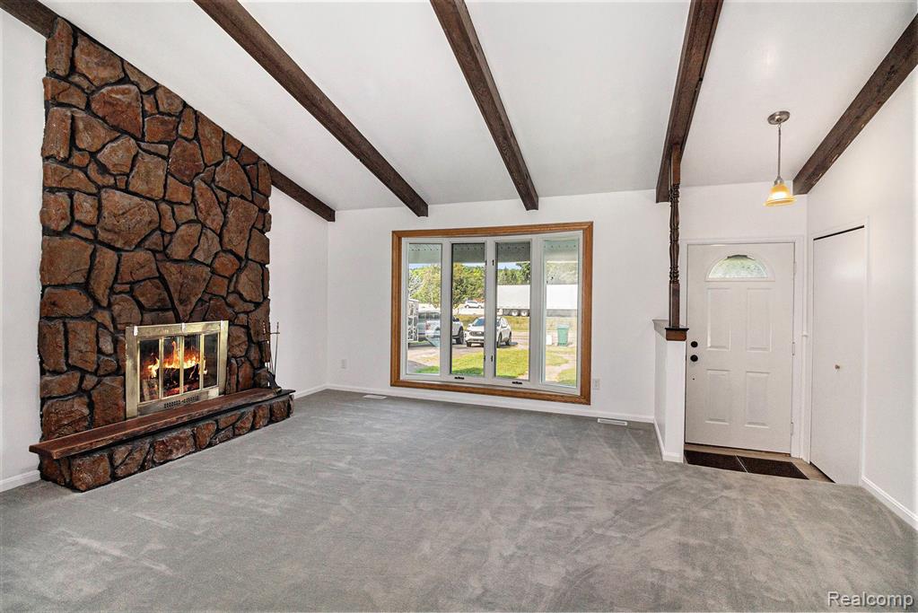 8767 FIELDCREST Drive, Brighton, MI 48116 — Photo 3