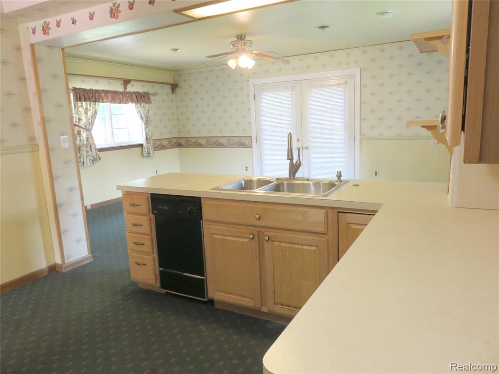 8961 Mortenview Drive, Taylor, MI 48180 — Photo 16