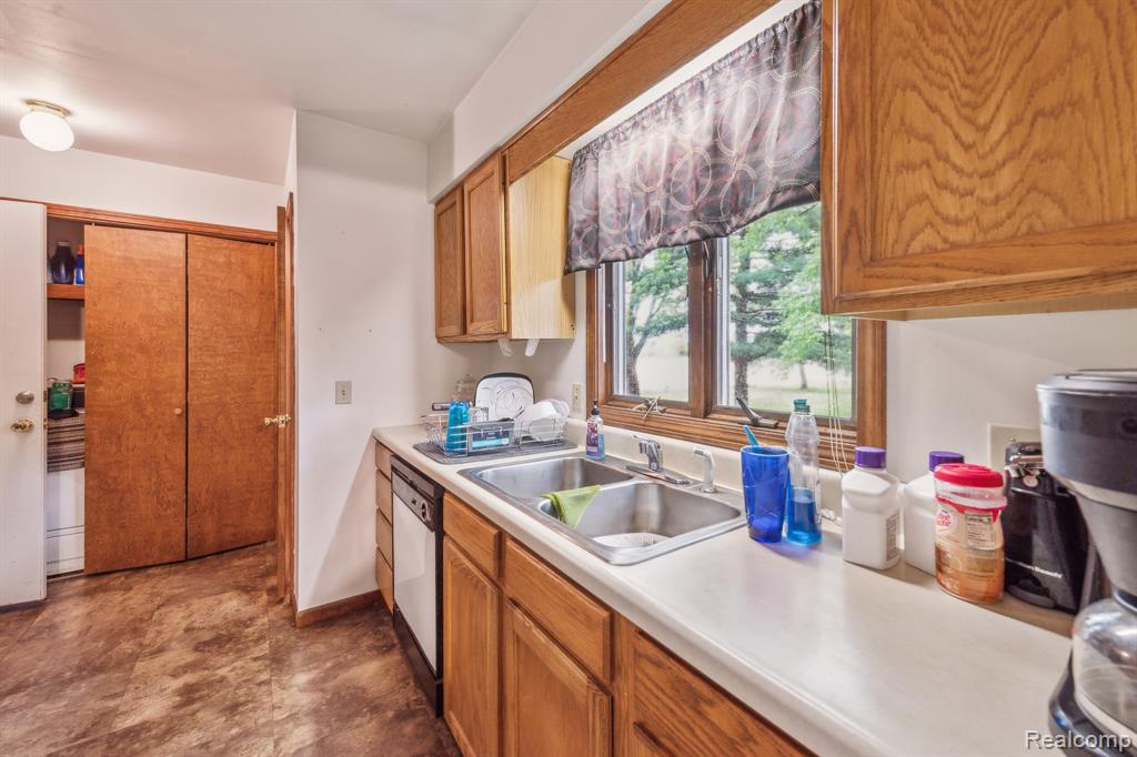 1030 S Lincoln Road, Mount Pleasant, MI 48858 — Photo 9