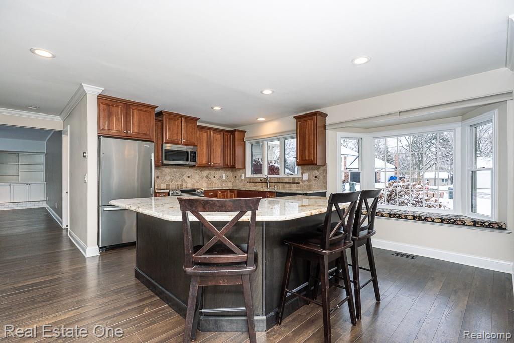 732 Rutgers Road, Rochester Hills, MI 48309 — Photo 3