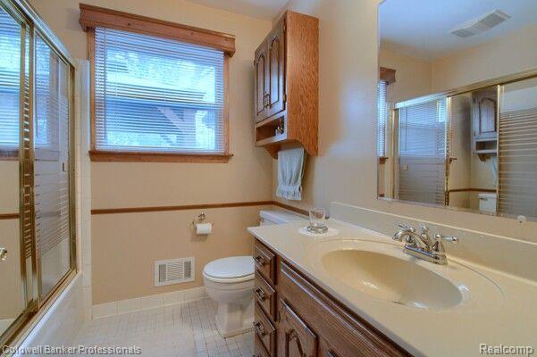 43738 FREDERICKSBURG Street, Canton, MI 48188 — Photo 21