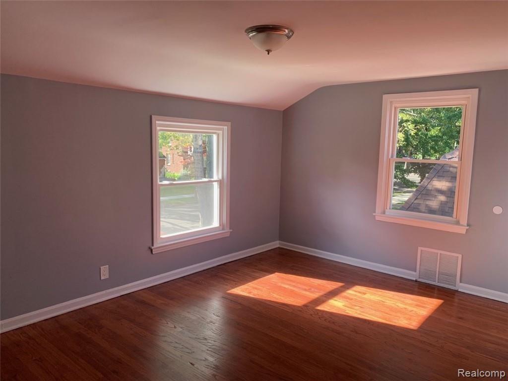 4800 HARVARD Road, Detroit, MI 48224 — Photo 15
