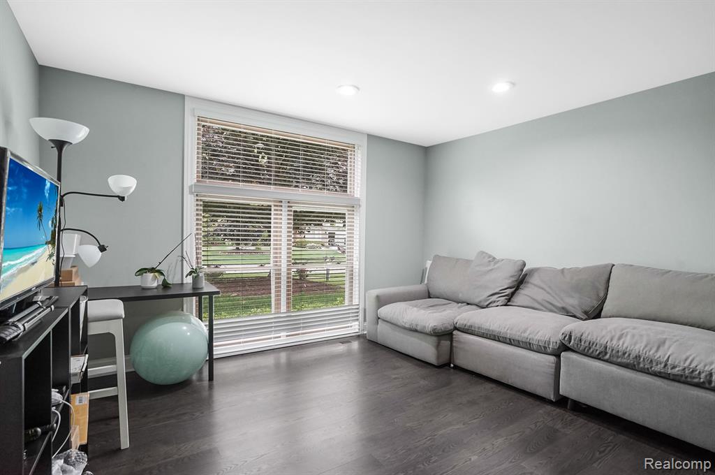 6655 MOUNTAIN Drive, Troy, MI 48098 — Photo 7