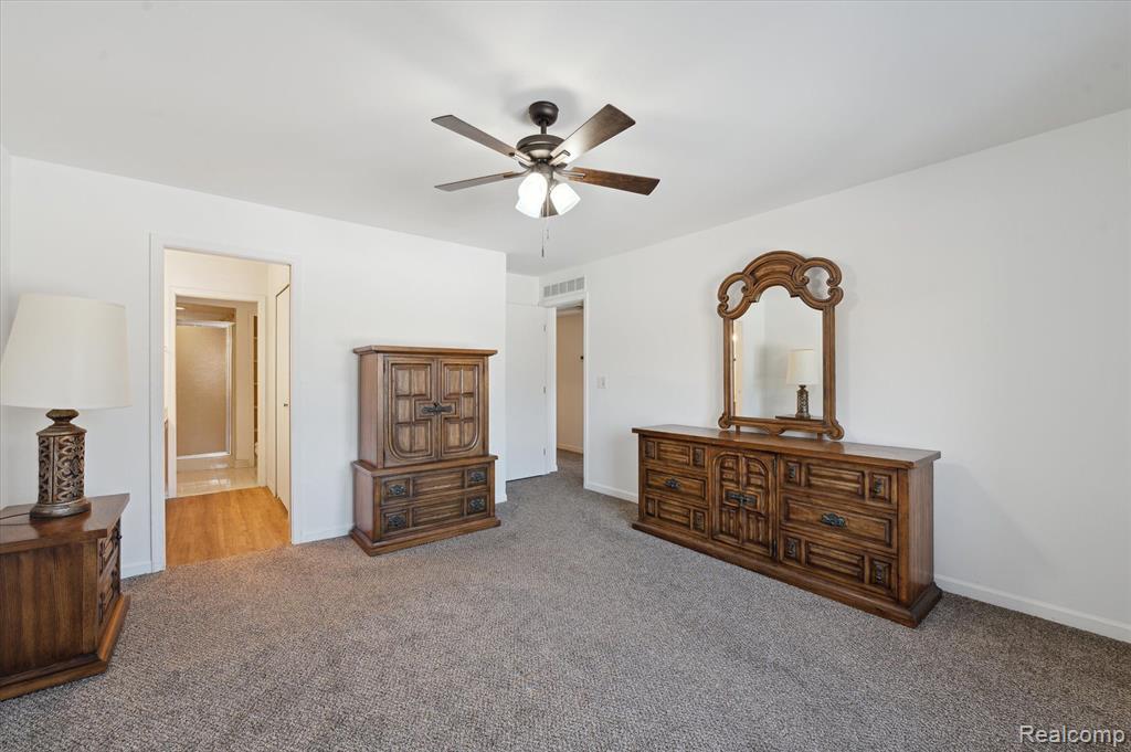 9836 Hawthorne Glen Drive, Grosse Ile, MI 48138 — Photo 13