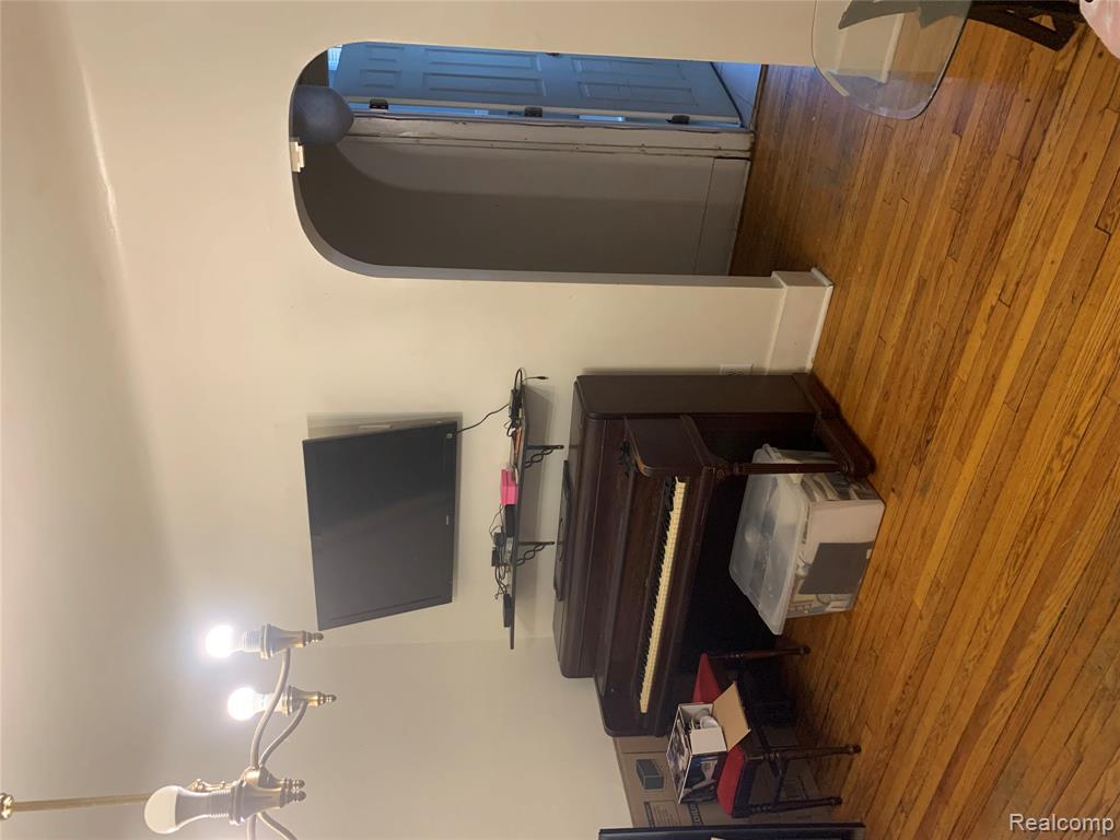 17520 Goddard Street, Detroit, MI 48212 — Photo 6