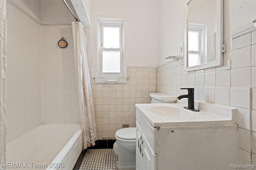 7444 Kendal Street, Dearborn, MI 48126 — Photo 24