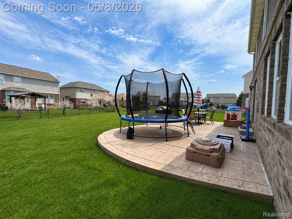 20489 Damask Circle, Clinton Twp, MI 48038 — Photo 6