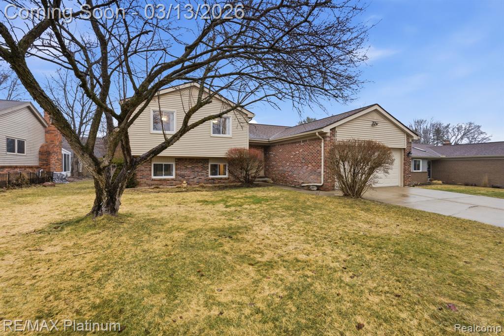 834 Abbey Lane, Milford, MI 48381 — Photo 2