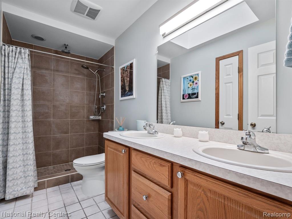 391 MCINTOSH, Almont, MI 48003 — Photo 34