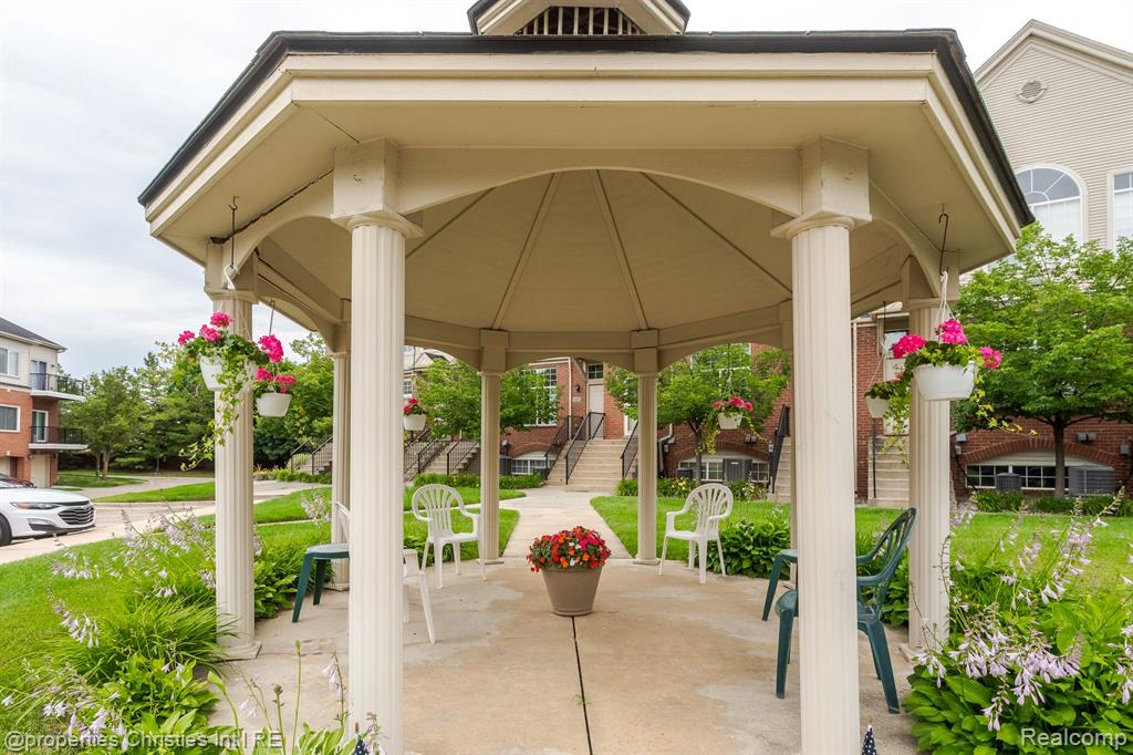 30786 ARDMORE Court, Novi, MI 48377 — Photo 16