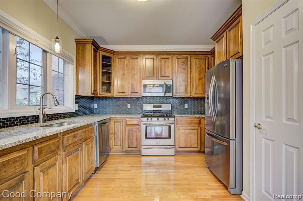 54683 Four Seasons Drive, Shelby Twp, MI 48316 — Photo 18