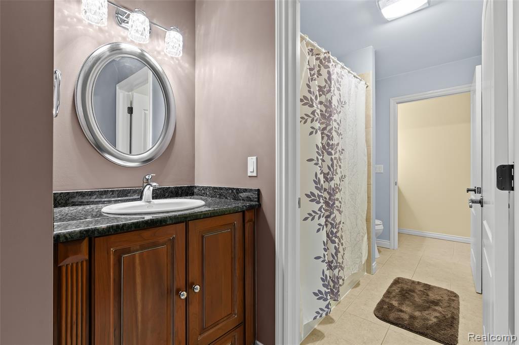 9030 Hidden Court W, South Lyon, MI 48178 — Photo 33