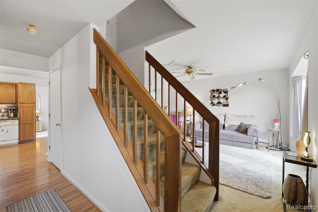 9293 Wildwood Lake Drive, Whitmore Lake, MI 48189 — Photo 6