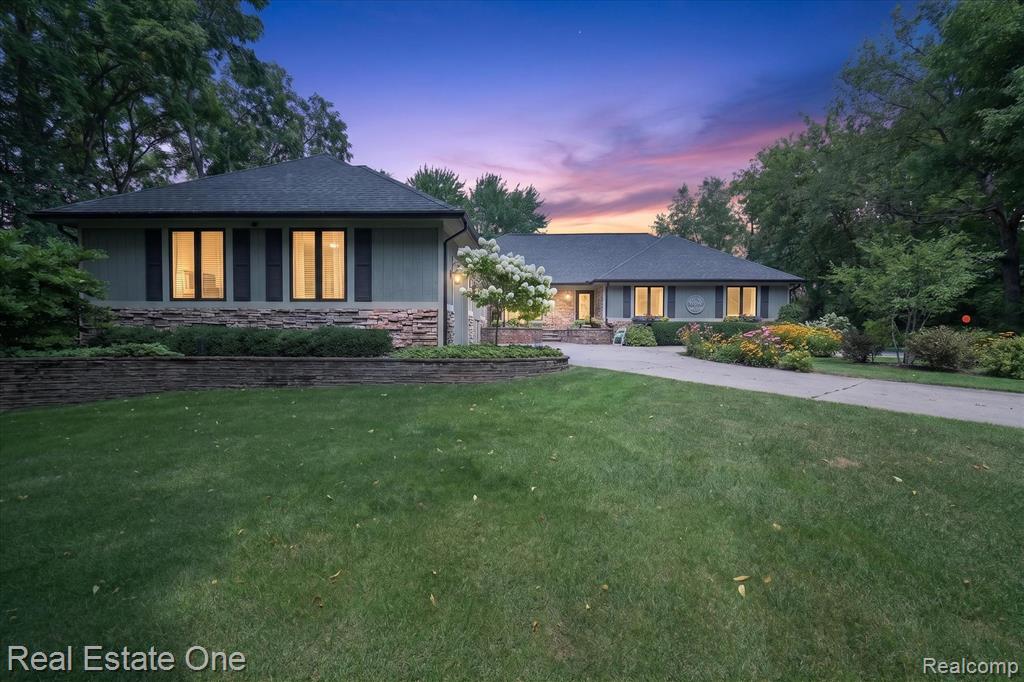 8690 Maxi Court, Davisburg, MI 48350