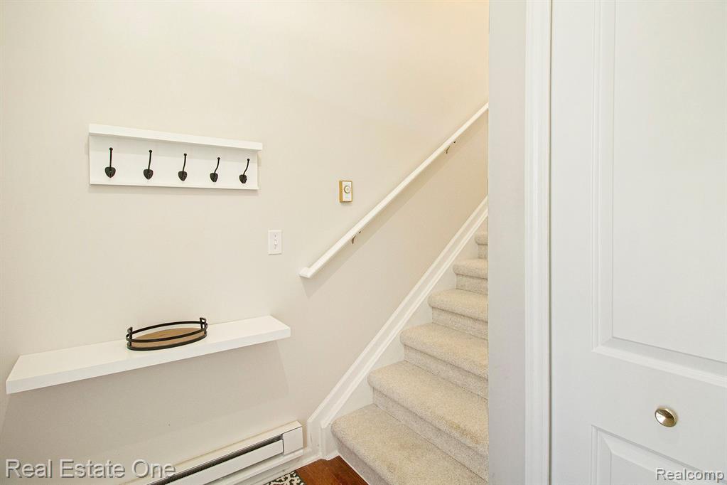 4268 HAMPTON RIDGE Boulevard, Howell, MI 48843 — Photo 4