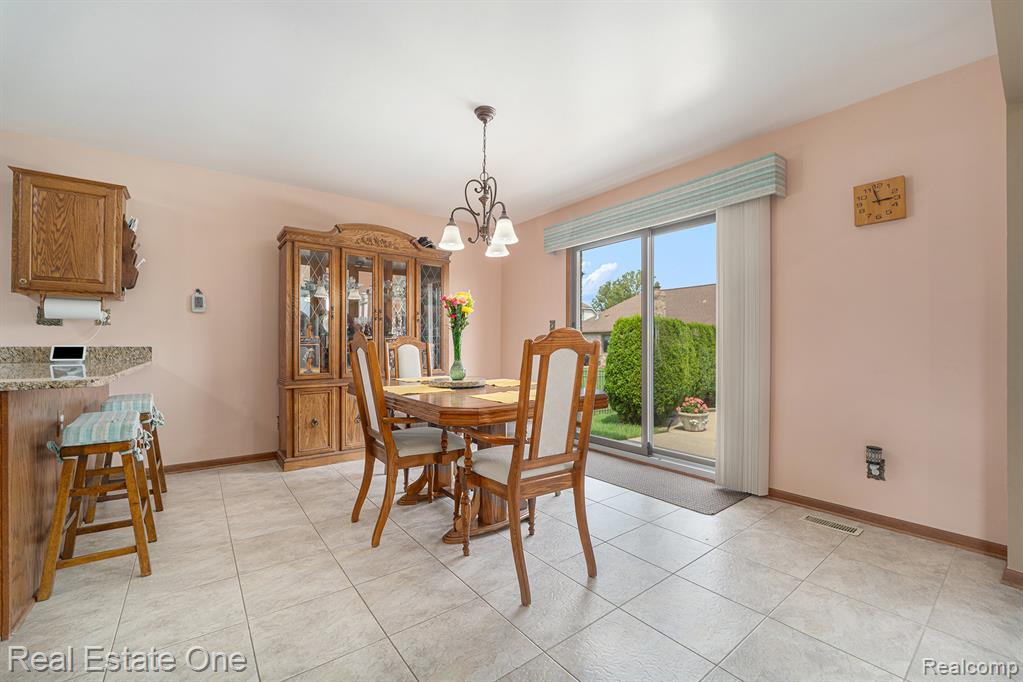 54448 Verona Park Drive, Macomb, MI 48042 — Photo 12