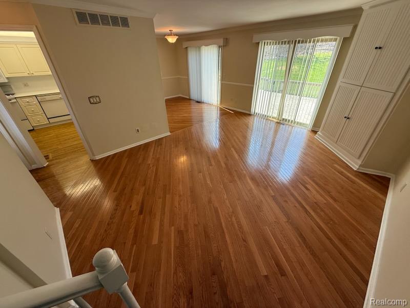 48108 COLONY FARM Circle, Plymouth, MI 48170 — Photo 3