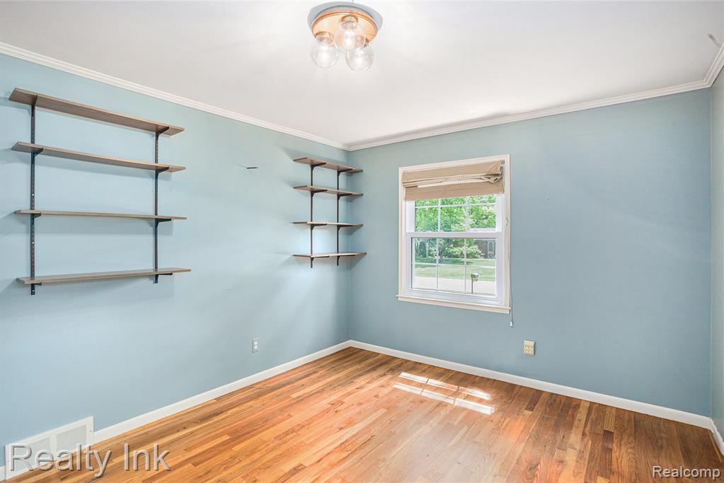 458 Shagbark Drive, Rochester Hills, MI 48309 — Photo 10