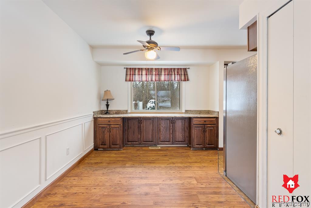 6246 KING ARTHUR Court, Swartz Creek, MI 48473 — Photo 10