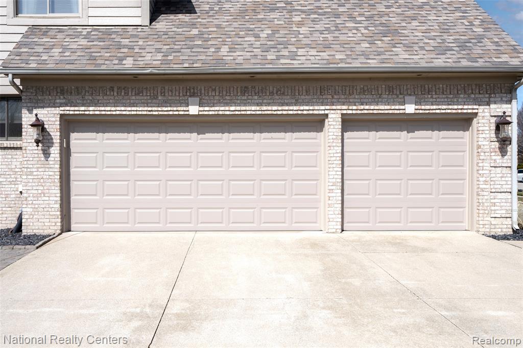 56175 Saint Andrews Drive, Macomb, MI 48042 — Photo 21