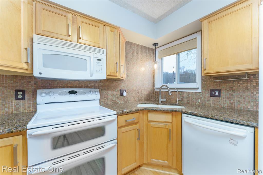 10846 Colony Road, Pinckney, MI 48169 — Photo 23