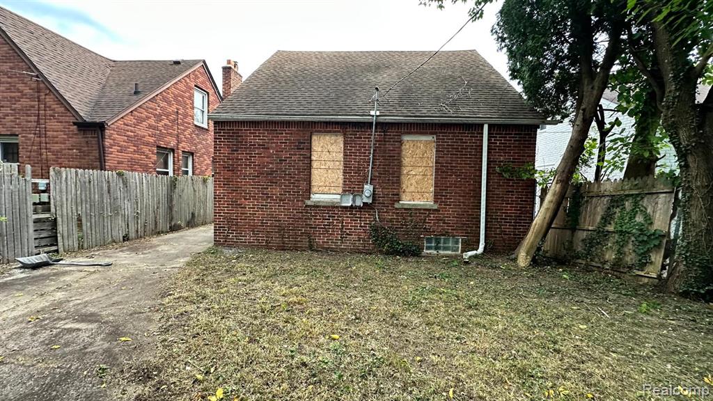 19339 Mansfield Street, Detroit, MI, 48235