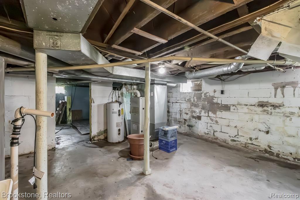 725 E Sherman Street, Holly, MI 48442 — Photo 34