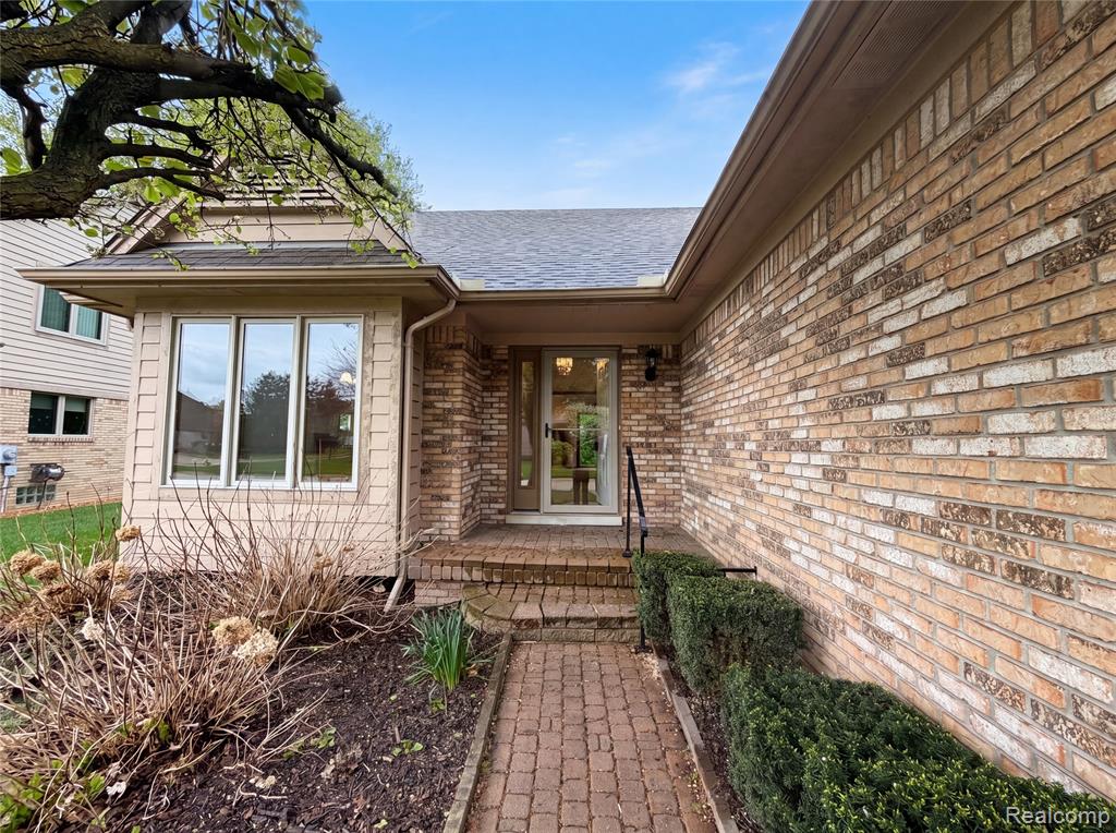 52186 Jacqueline Court, Macomb, MI 48042 — Photo 22