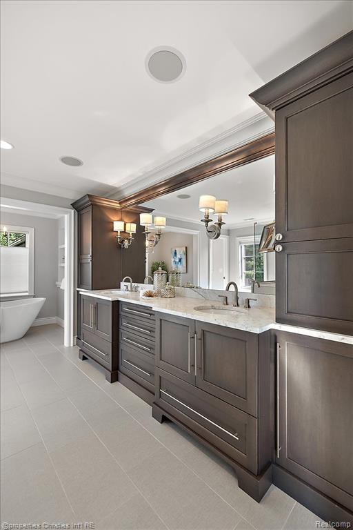 5385 Longmeadow Road, Bloomfield Hills, MI 48304 — Photo 56