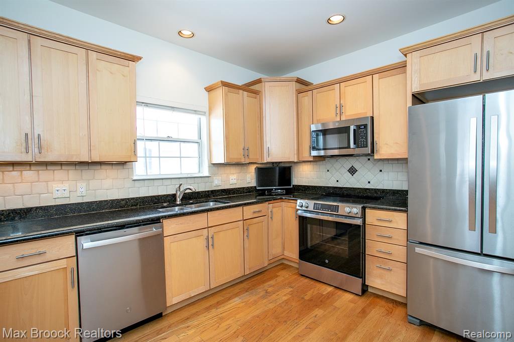 41621 Blair Drive, Novi, MI 48377 — Photo 13